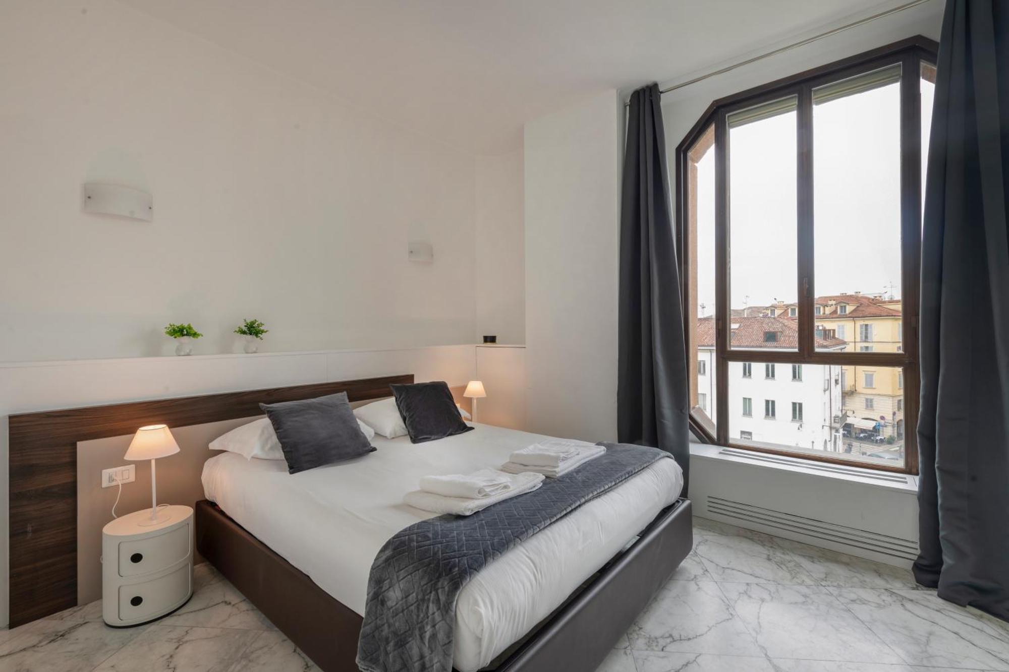 Milan Royal Suites - Duomo Santo Stefano Exterior foto